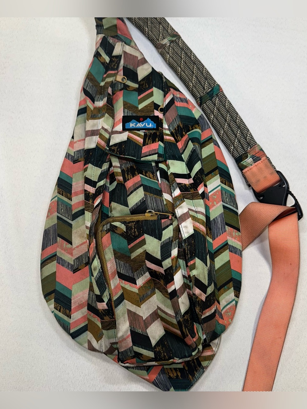 Kavu Rope Sling Bag Coastal Blocks Colorful Geometric Pattern Crossbody
